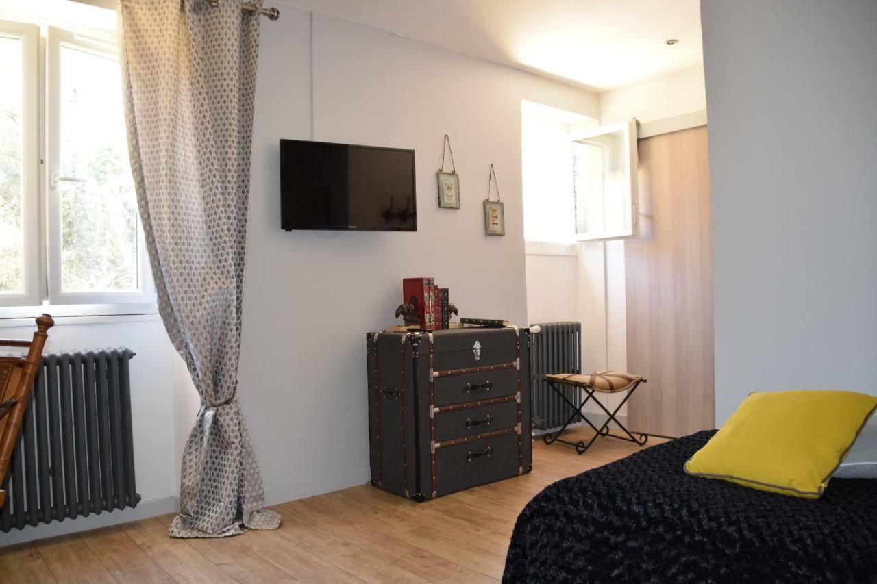 La Chabotine Bed and Breakfast Allas-Les-Mines Buitenkant foto